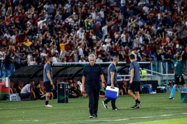 星空APP下载-是那个味！穆帅嘴炮输出：实诚如我失利从不找借口